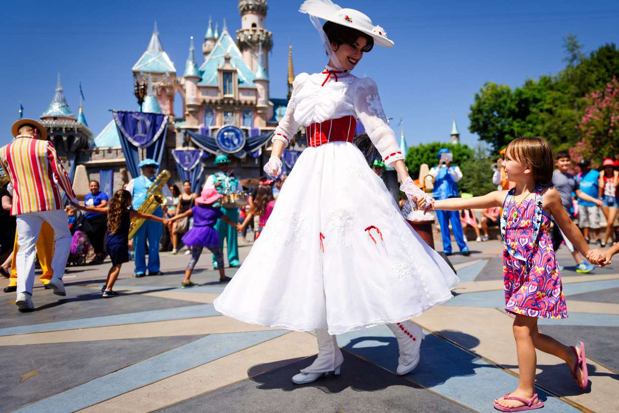 mary-poppins-dances-disneyland